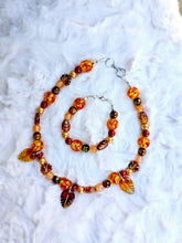 Load image into Gallery viewer, Fall leaves