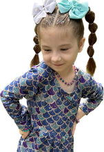 Load image into Gallery viewer, Mermaid choker