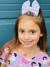 Load image into Gallery viewer, Be mine pink 2