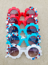 Load image into Gallery viewer, Patriotic sunnies
