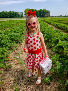 Strawberry choker