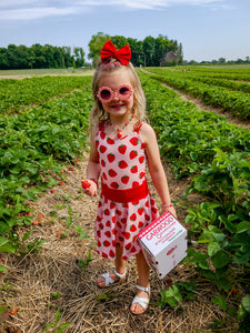 Strawberry choker