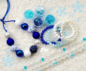 Snowflake necklace