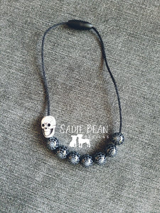 Skull choker